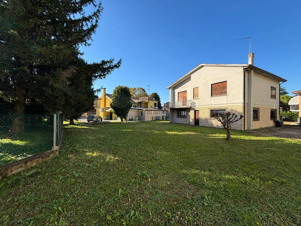 Villa a Cadoneghe in Via Acquaro - Foto 3