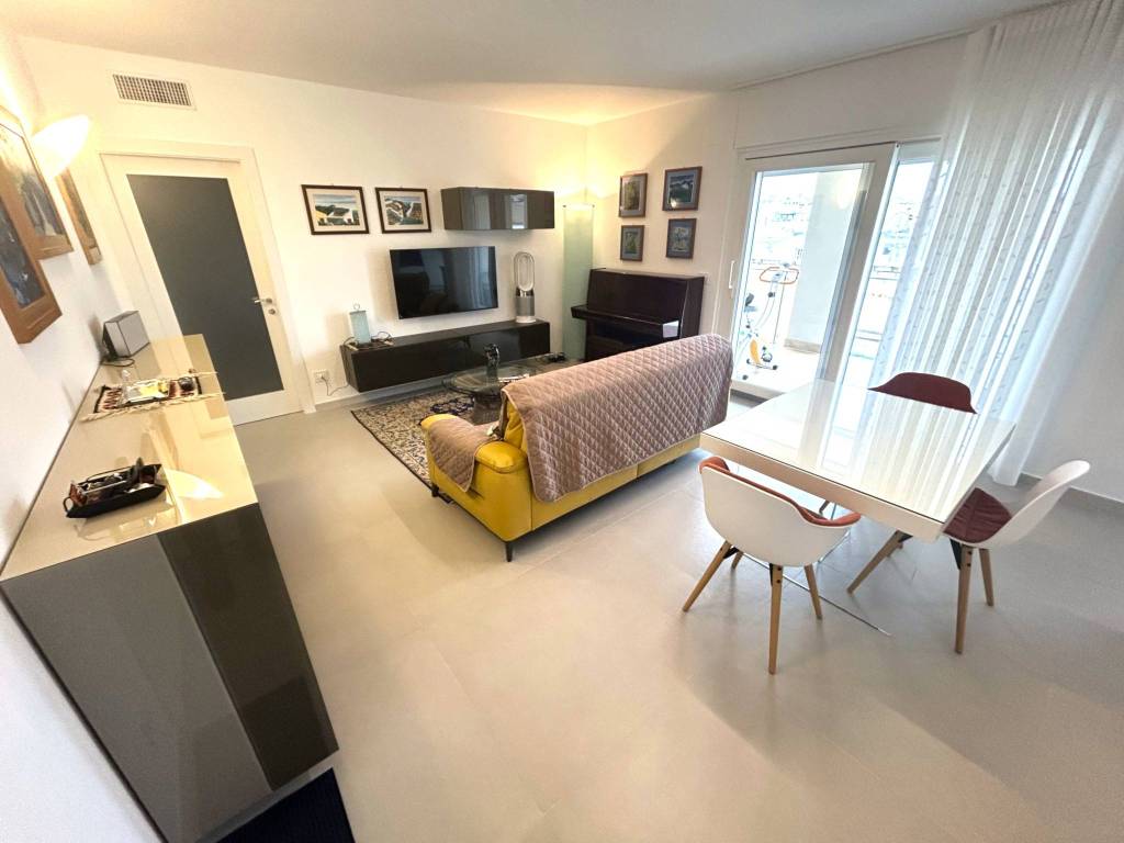 Appartamento a Giovinazzo in Via Bari, 24 - Foto 2