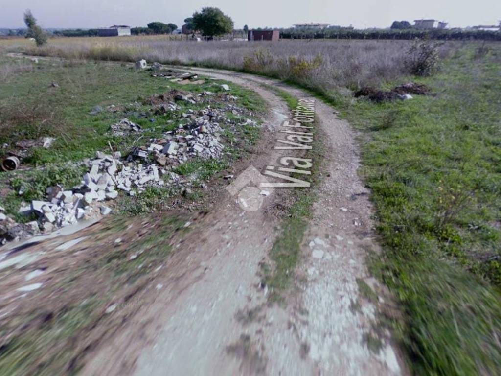 Terreno a Aprilia in Via Val Fontana - Foto 2