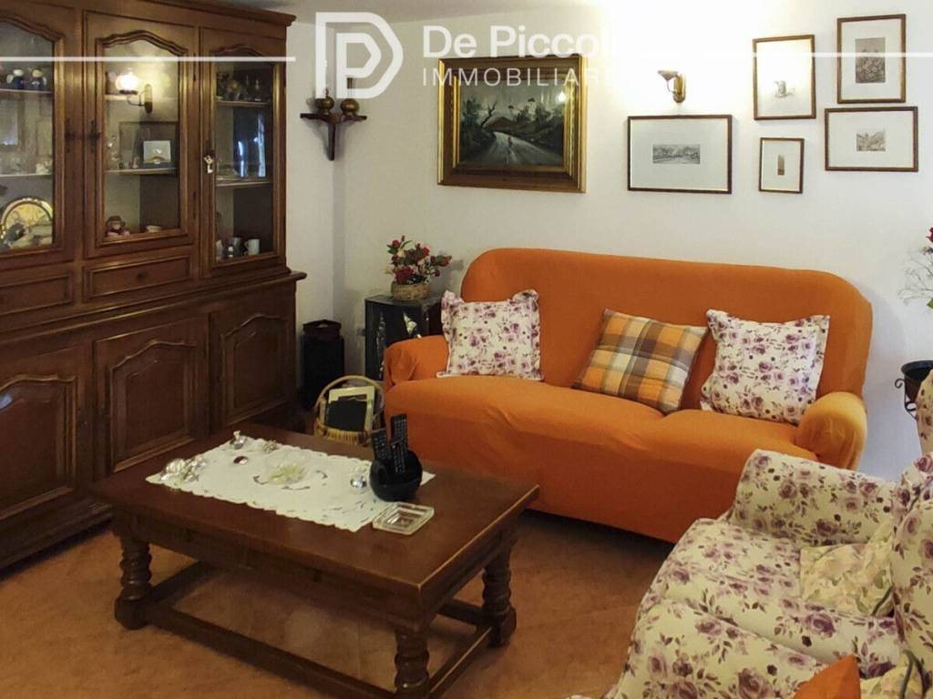 Villa a Vittorio veneto in Via Vittorio Alfieri, 9 - Foto 3