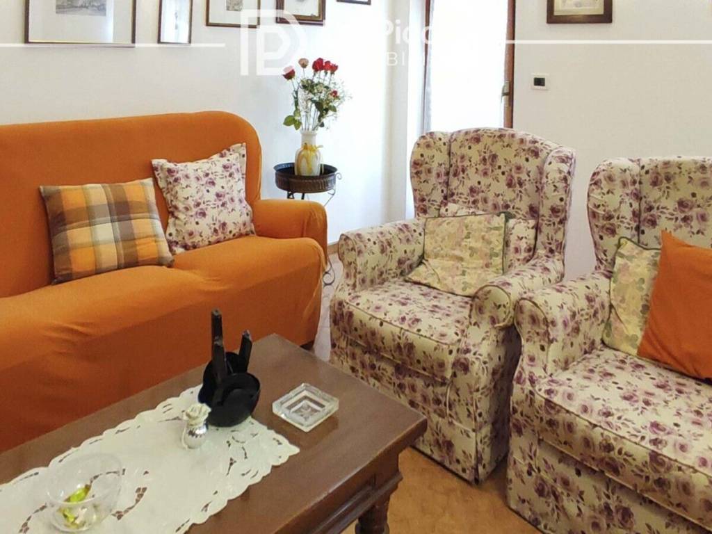 Villa a Vittorio veneto in Via Vittorio Alfieri, 9 - Foto 4