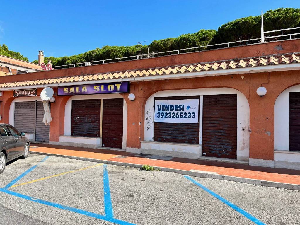 Immobile a San felice circeo in Piazza John Fitzgerald Kennedy - Foto 3