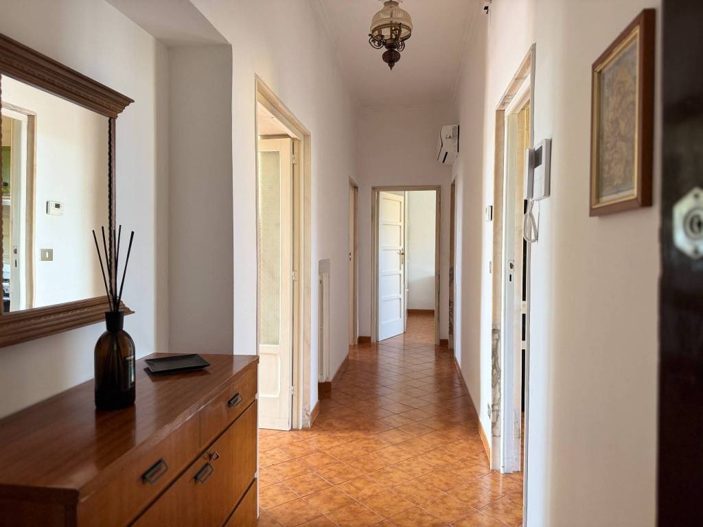 Appartamento a Andria in Viale Antonio Gramsci, 16 - Foto 3