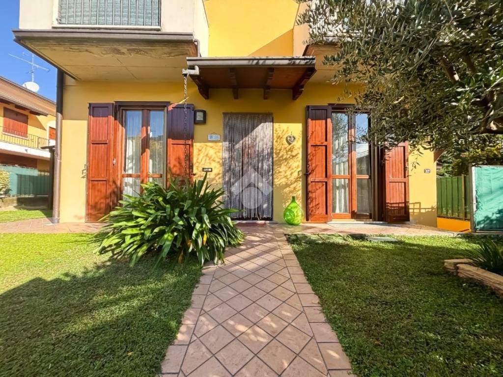 Appartamento a Passirano in Via Borgo del Nespolo, 23 - Foto 3