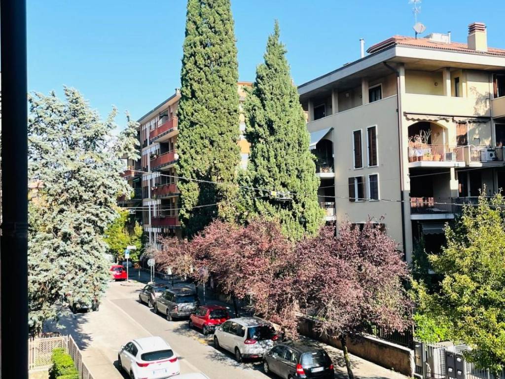 Appartamento a Verona in Via Giuseppe Cesare Abba, 6 - Foto 4
