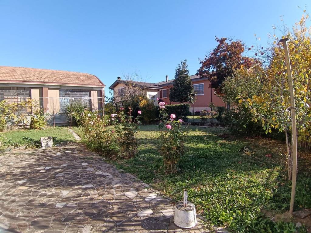 Casa indipendente a Gazzola in Via Roma, 51 - Foto 3