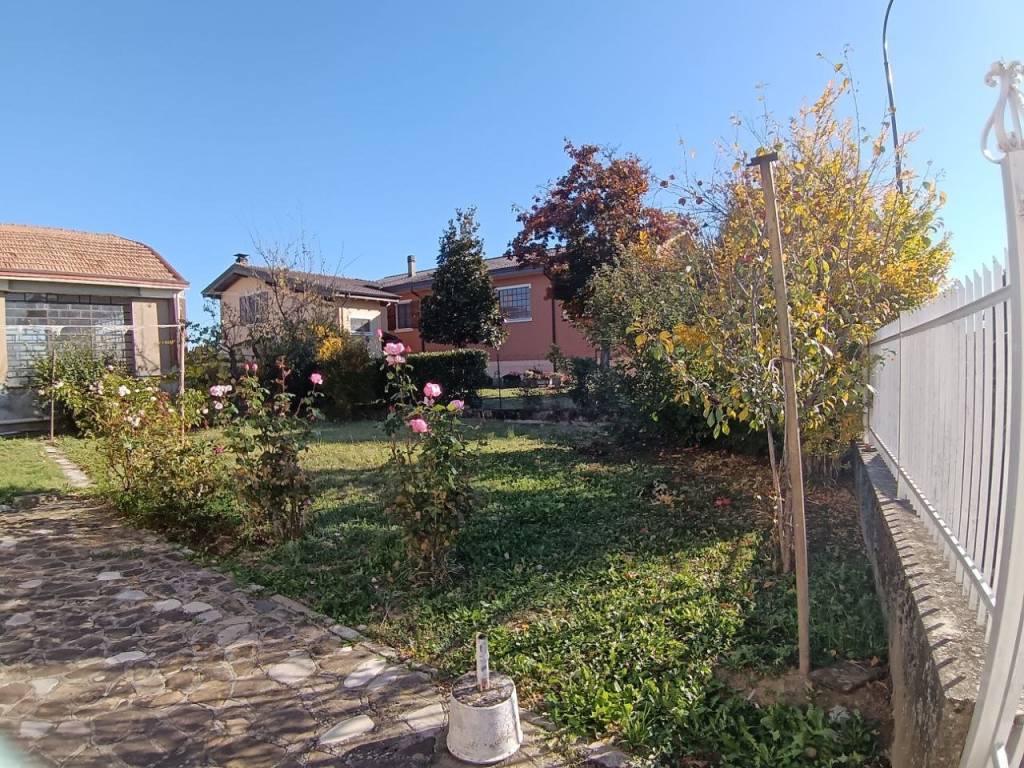 Casa indipendente a Gazzola in Via Roma, 51 - Foto 4