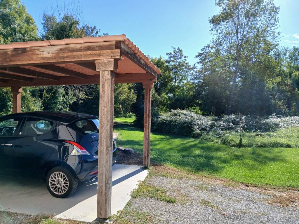 Rustico / casale a Gruaro in Via Raffaello 7 - Foto 2