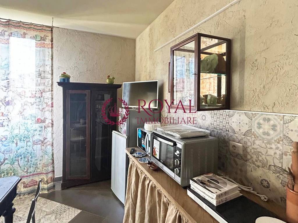 Appartamento a Livorno in Via Vittorio Corcos - Foto 5