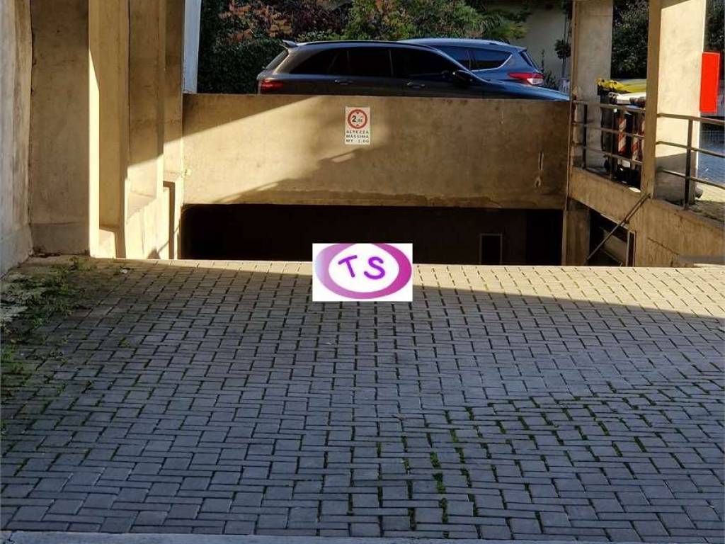 Box / garage a Casale monferrato in Viale Cavalli d'Olivola - Foto 3