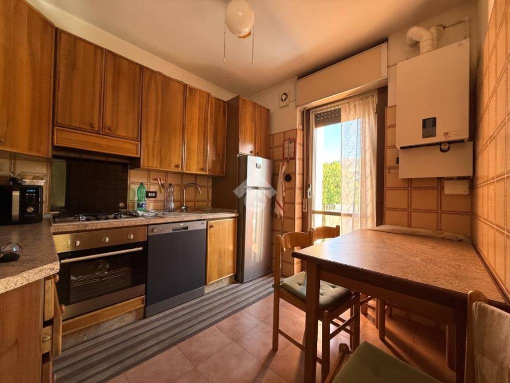Appartamento a Scanzorosciate in Via A. de Gasperi, 11 - Foto 4