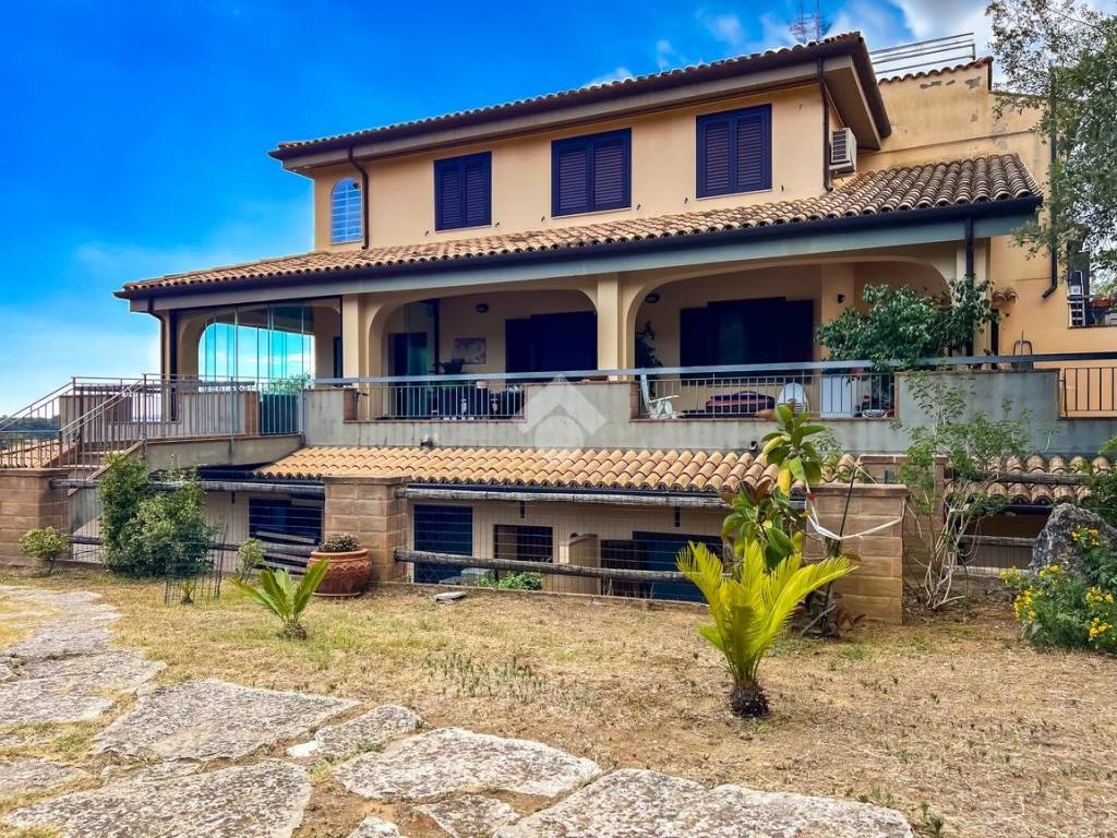 Appartamento a Formia in VIA Delle Agavi, 9 - Foto 2