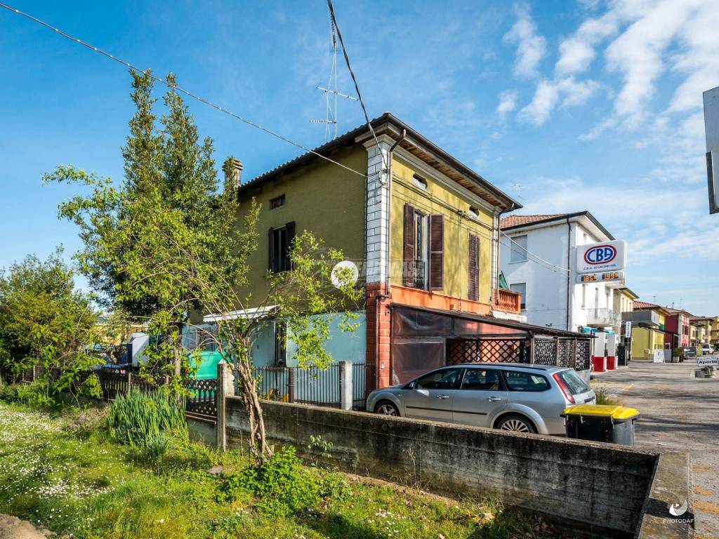Casa indipendente a San giovanni in persiceto in Via Cento 129 - Foto 3