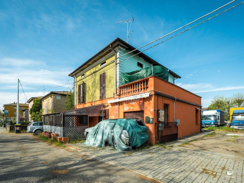 Casa indipendente a San giovanni in persiceto in Via Cento 129 - Foto 5