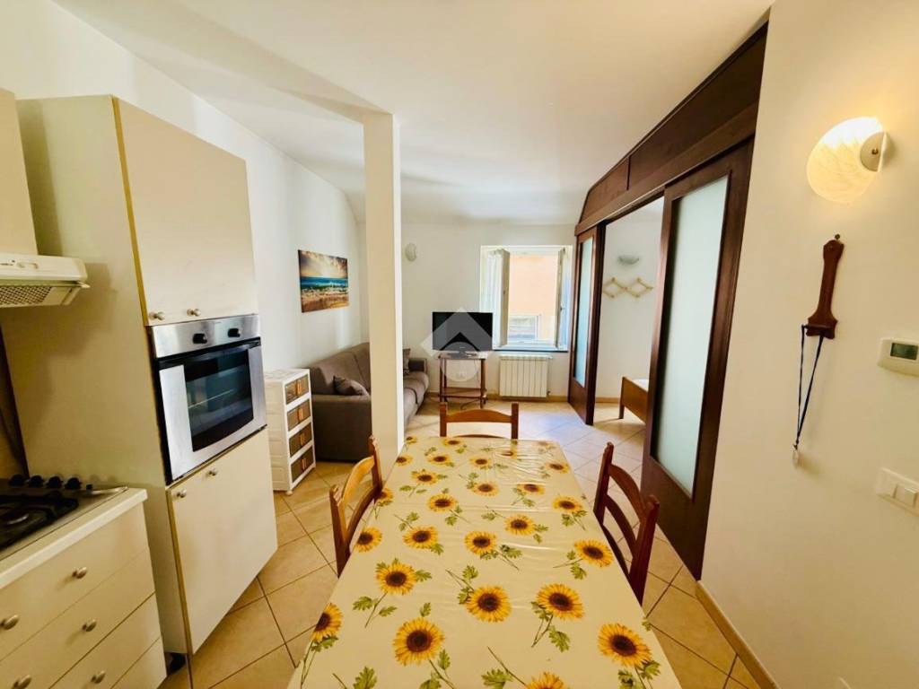 Appartamento a Albissola marina in VIA FERDINANDO ISOLA, 18 - Foto 5