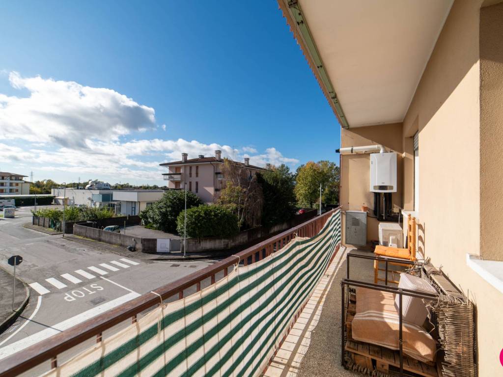 Appartamento a Pordenone in Via Alessandro Manzoni - Foto 5