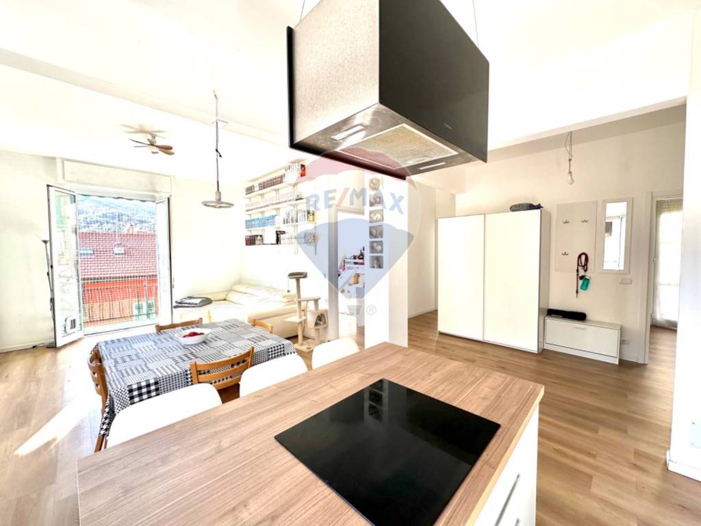 Appartamento a Savona in Via Corridoni, 11 - Foto 4