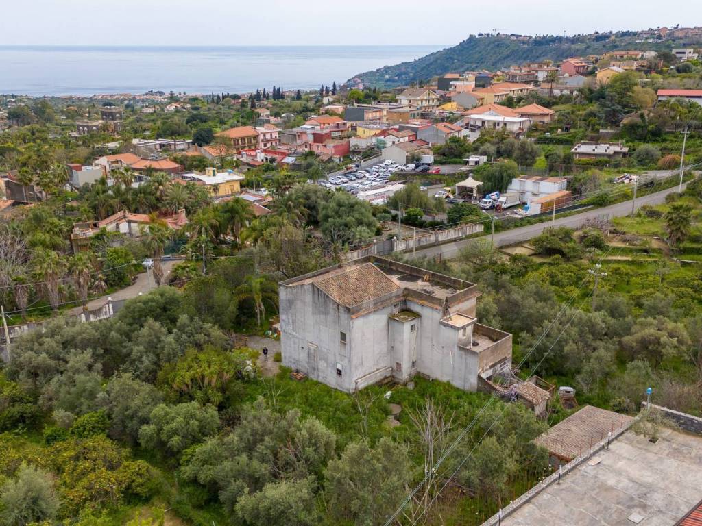 Villa a Acireale in Via Tupazzo, 35 - Foto 2