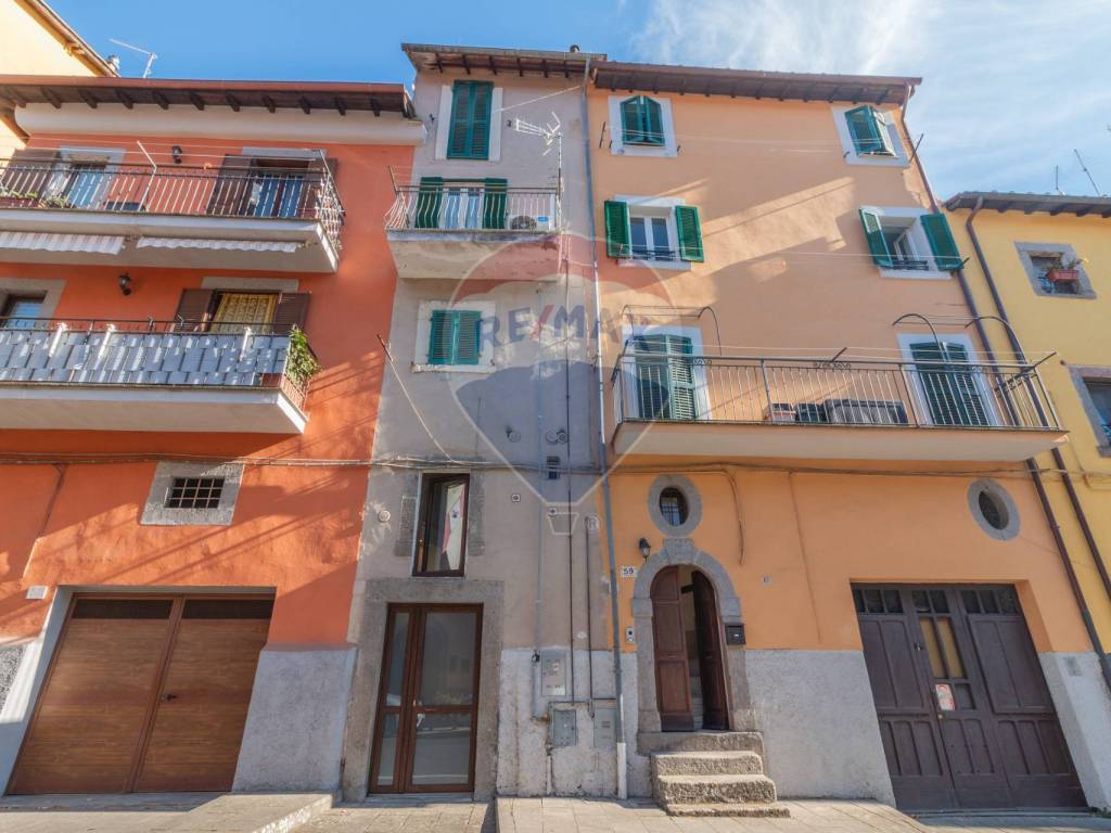 Appartamento a Soriano nel cimino in Via Roma, 59 - Foto 2