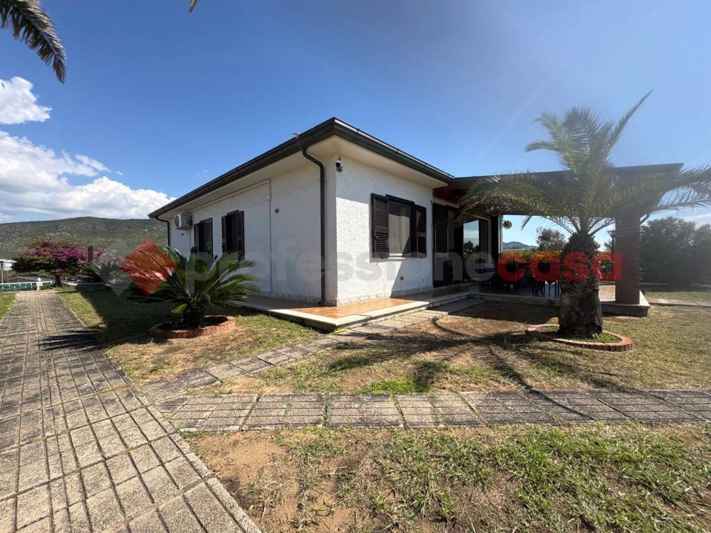 Villa a Sperlonga in VIA DEL LAGO LUNGO, 789 - Foto 5