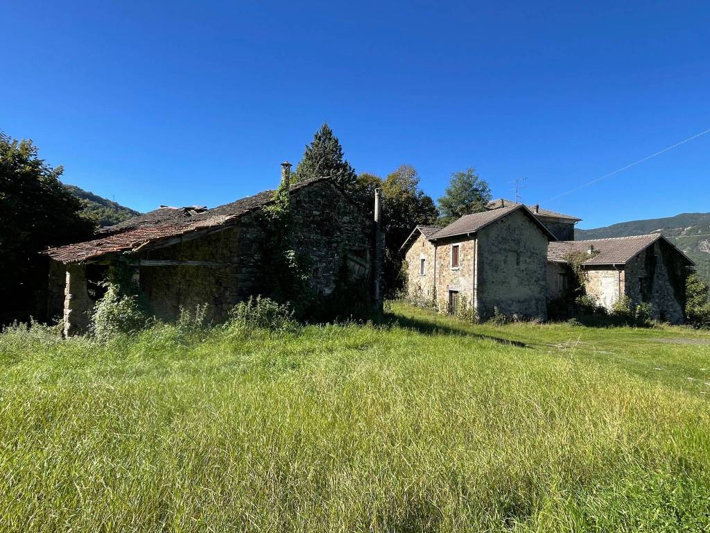 Rustico / casale a Borgo val di taro in Località Costa Guzzina - Foto 2
