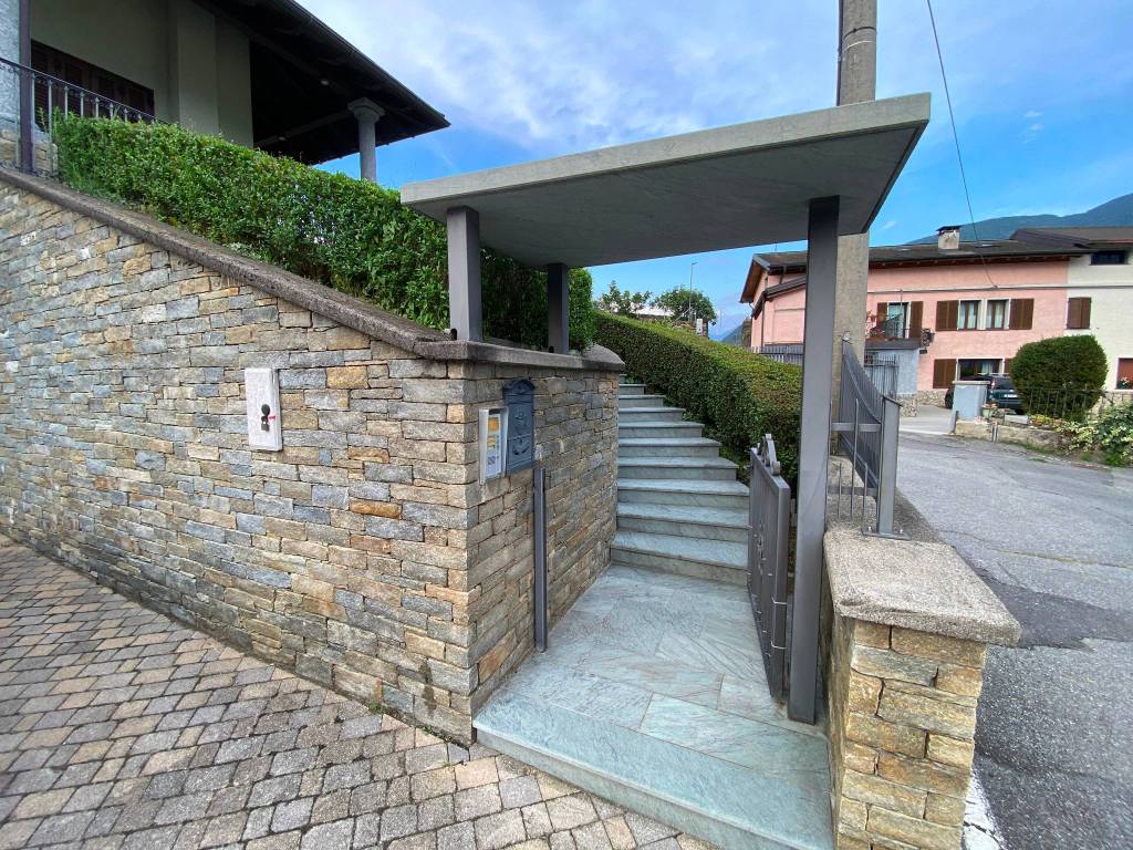 Villa a Bianzone in Via Giuseppe Mazzini - Foto 2