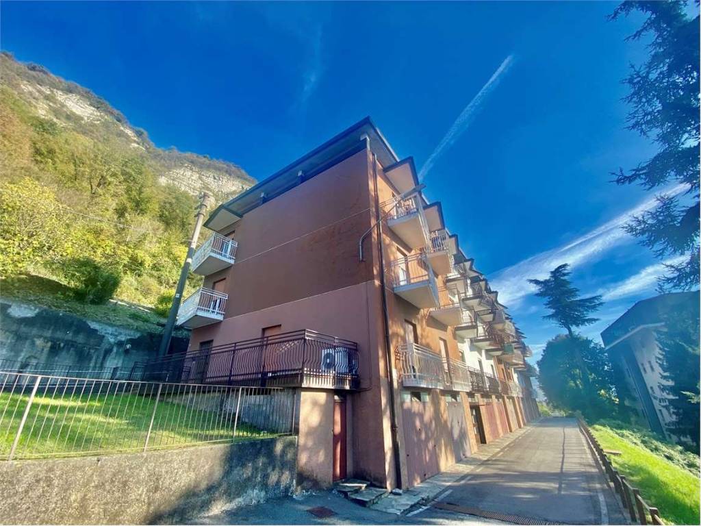 Appartamento a Monte marenzo in Via Roma , 10 - Foto 4