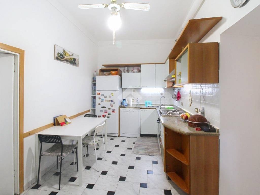 Appartamento a Livorno in Via Giuseppe Garibaldi, 234 - Foto 3