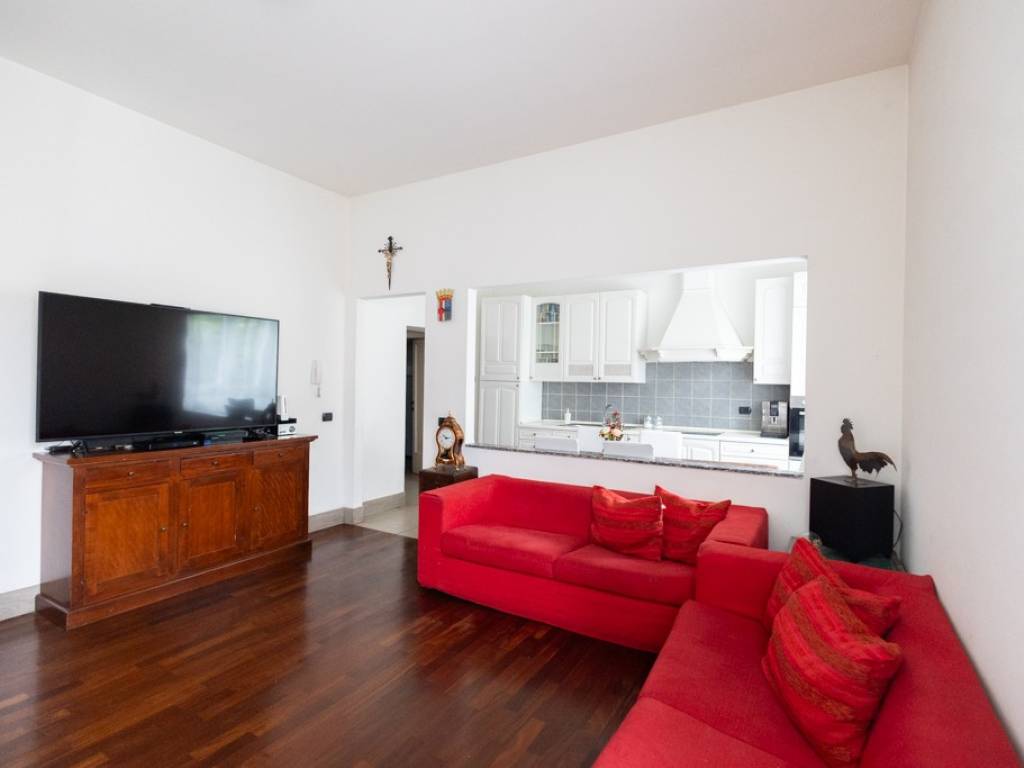 Attico / mansarda a Annone di brianza in Via Alessandro Manzoni - Foto 4