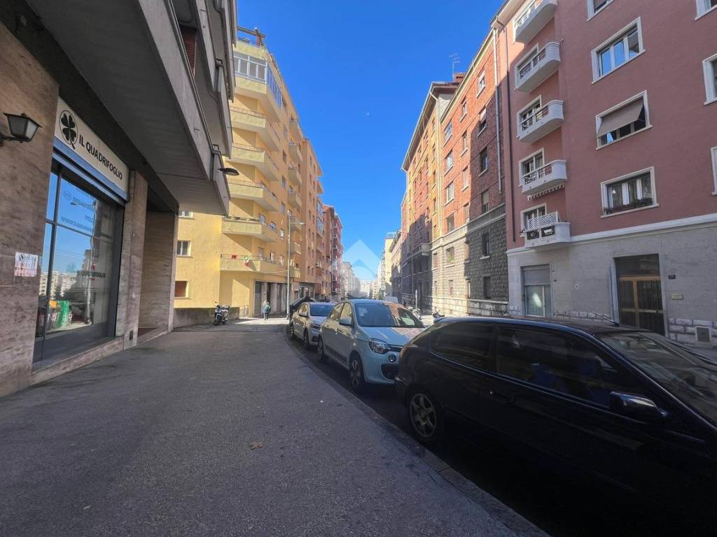 Box / garage a Trieste in Via Fabio Severo, 75 - Foto 2