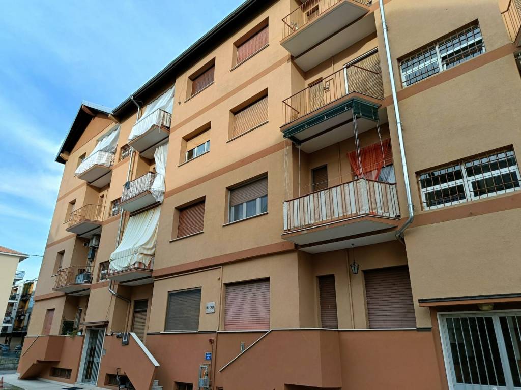 Appartamento a Casale monferrato in Via Alfredo Piacibello, 4 - Foto 2