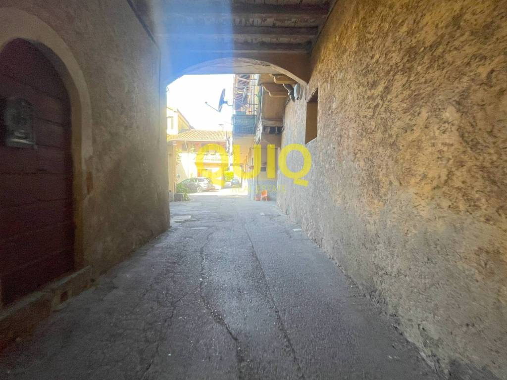 Appartamento a Barzanò in Via Giuseppe Garibaldi, 99 - Foto 4