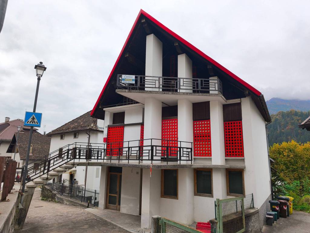 Palazzo / stabile a Ovaro in Via Caduti 2 Maggio - Foto 2