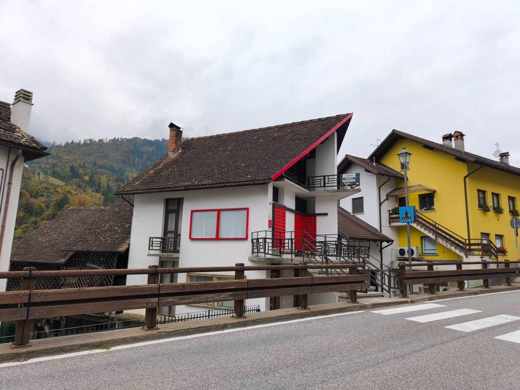 Palazzo / stabile a Ovaro in Via Caduti 2 Maggio - Foto 3