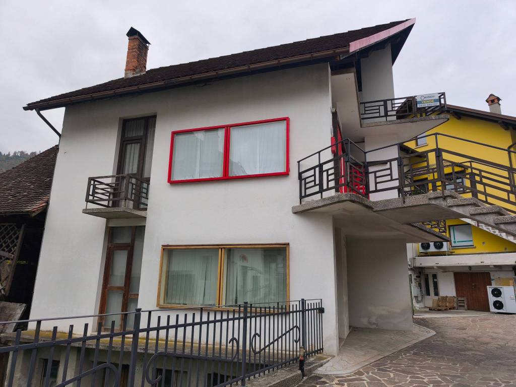 Palazzo / stabile a Ovaro in Via Caduti 2 Maggio - Foto 4