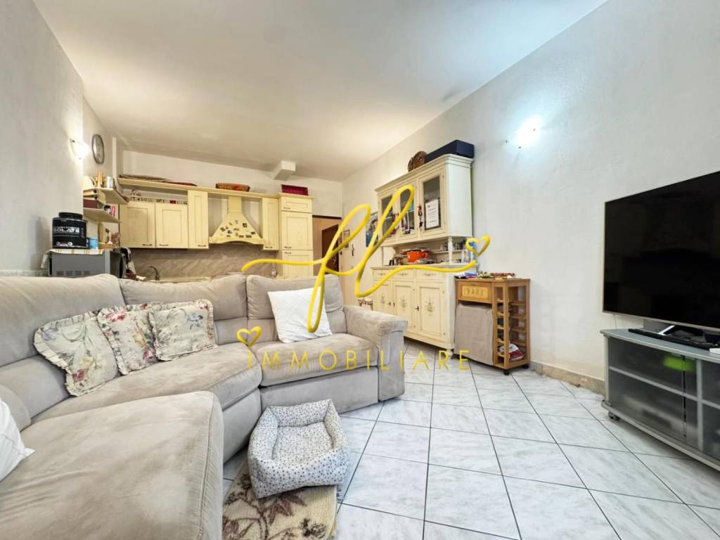 Appartamento a Collesalvetti in Via Falaschi, - Foto 2