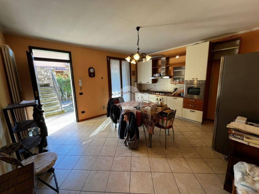 Appartamento a Capriano del colle in Via Giuseppe Garibaldi, 110 - Foto 4
