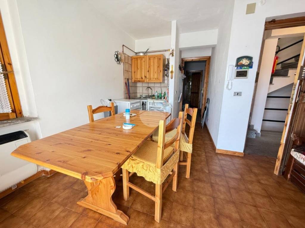 Appartamento a Rocca di cambio in Via capocroce - Foto 4