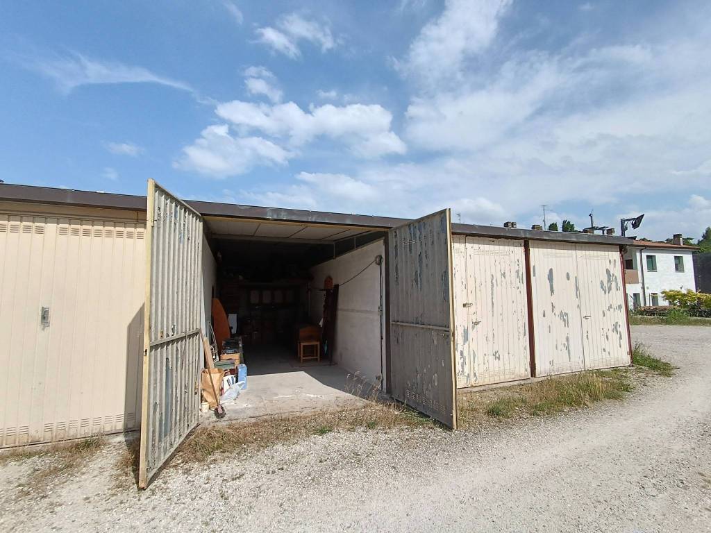 Box / garage a Ferrara in Via Modena - Foto 2