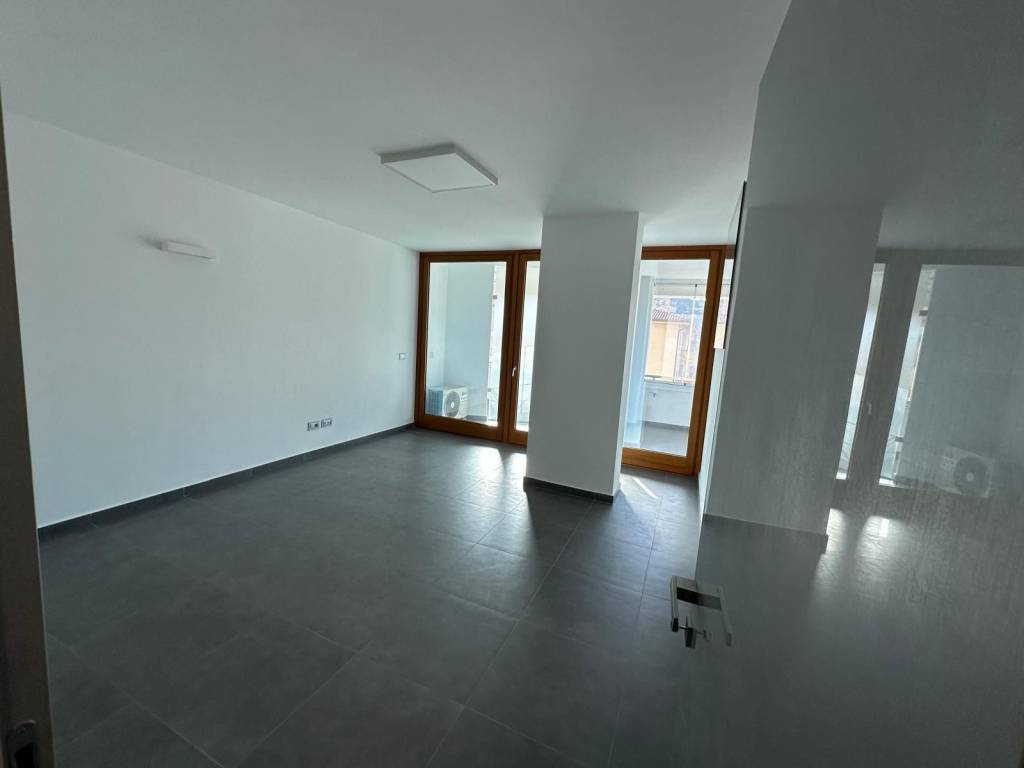Appartamento a Cosenza in Viale Giacomo Mancini, 20 - Foto 4