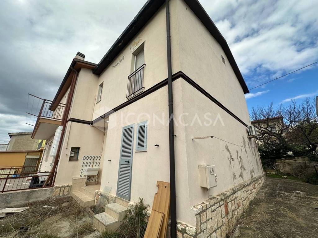 Appartamento a Matera in Via Francesco e Natale Farina - Foto 2