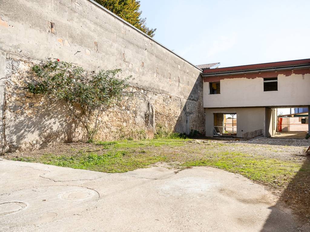 Villa a Colognola ai colli in Via 24 Maggio, 56 - Foto 2
