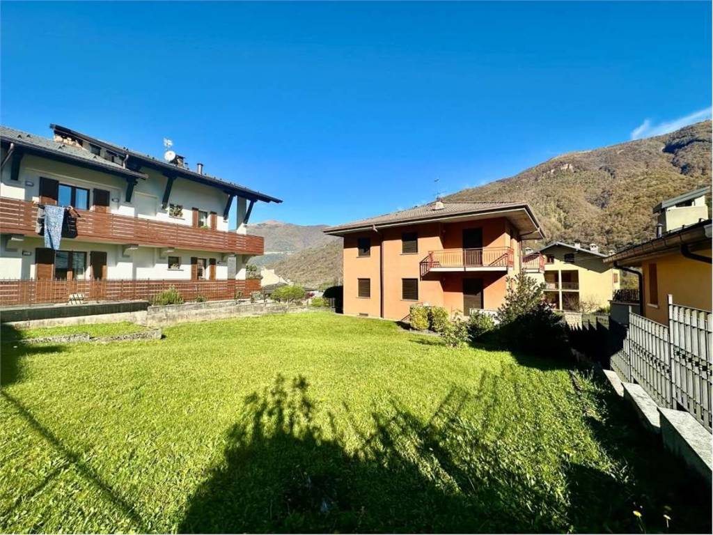 Villa a Cortenova in via Leonardo da vinci, 31 - Foto 2