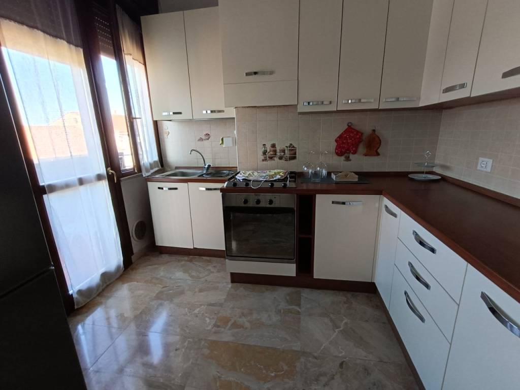Appartamento a Cremona in Via Arcangelo Ghisleri, 57 - Foto 4