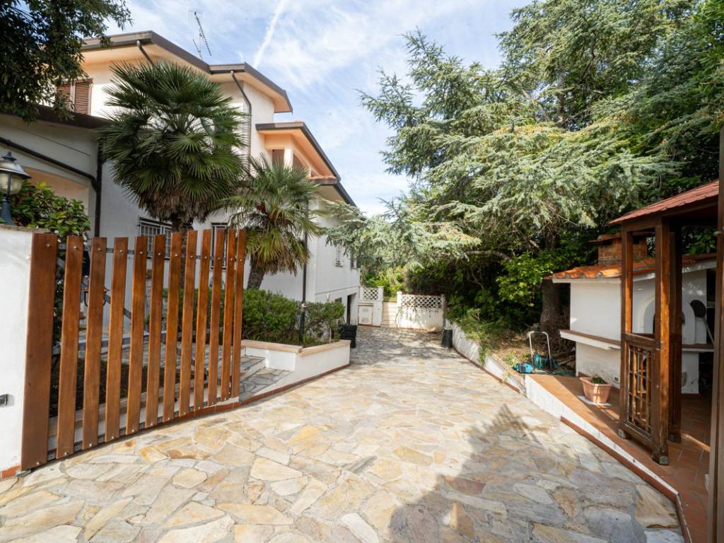 Villa a Rosignano marittimo in Via Aristide Gabelli - Foto 2