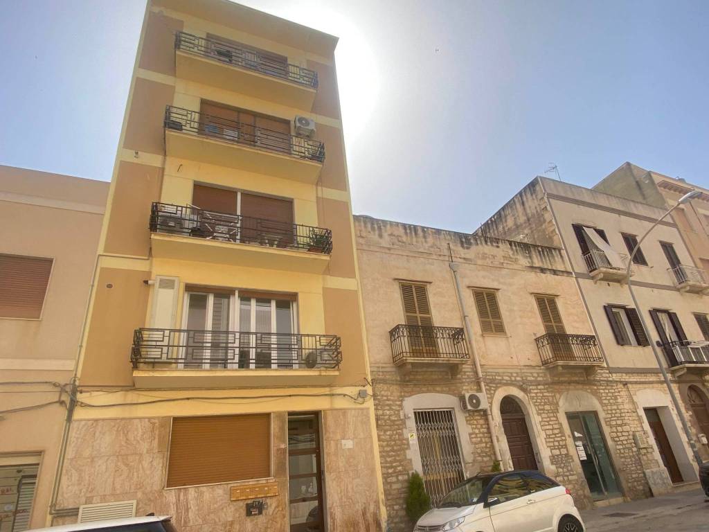 Appartamento a Trapani in Via Nino Bixio - Foto 2