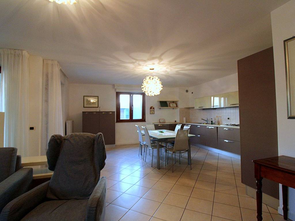 Appartamento a Tavagnacco in Piazza Indipendenza - Foto 5