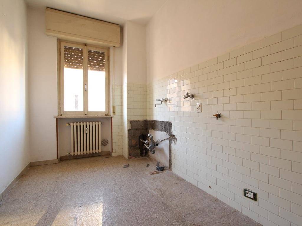Appartamento a Verona in Via Giorgione, 2 - Foto 4