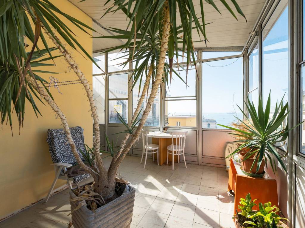 Attico / mansarda a Salerno in Corso Vittorio Emanuele, 203 - Foto 4