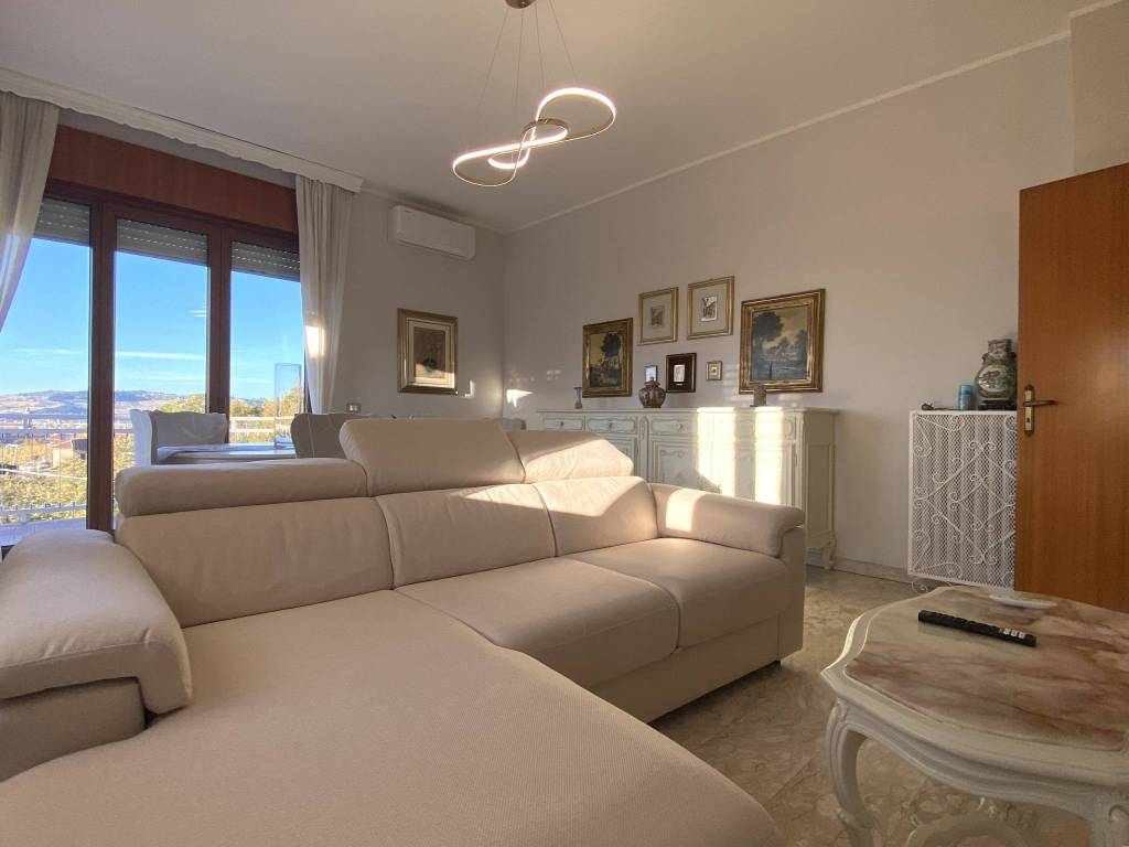 Appartamento a Alba in Via Giuseppe Verdi - Foto 4